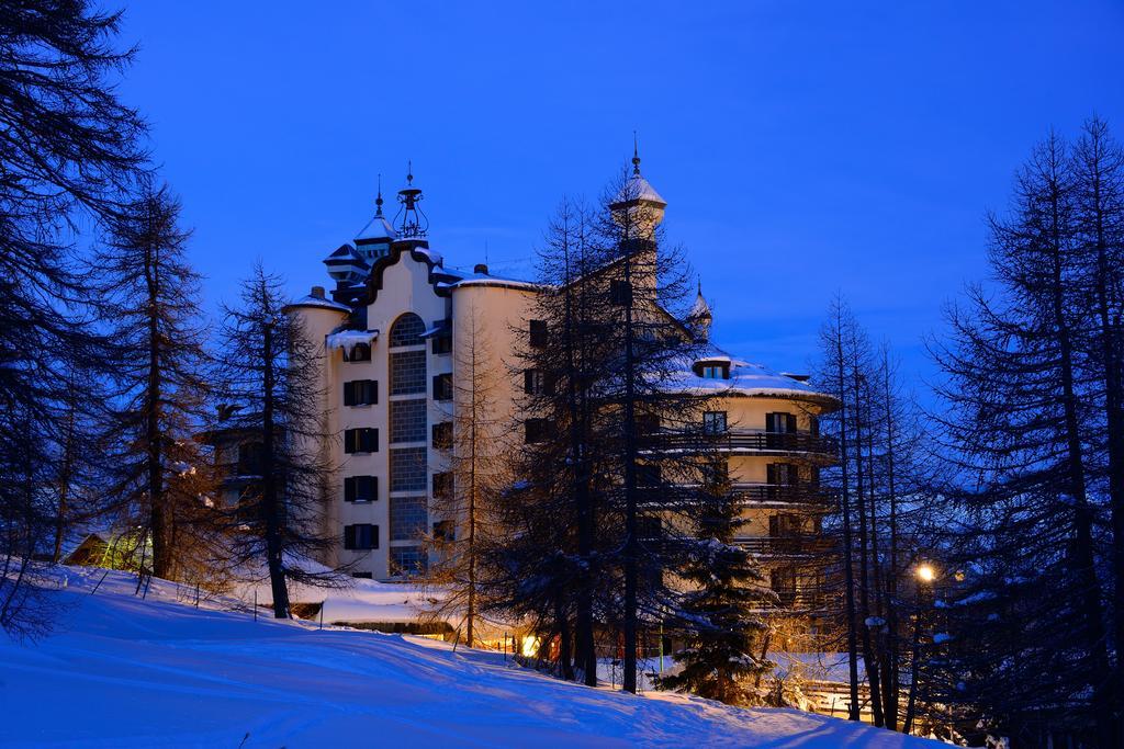Principi Di Piemonte Sestriere Hotel ภายนอก รูปภาพ